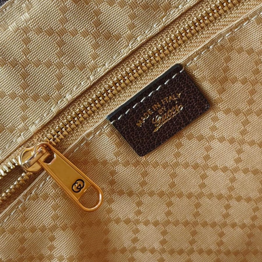 قوتشي Borsetto مقاس 38.5cm