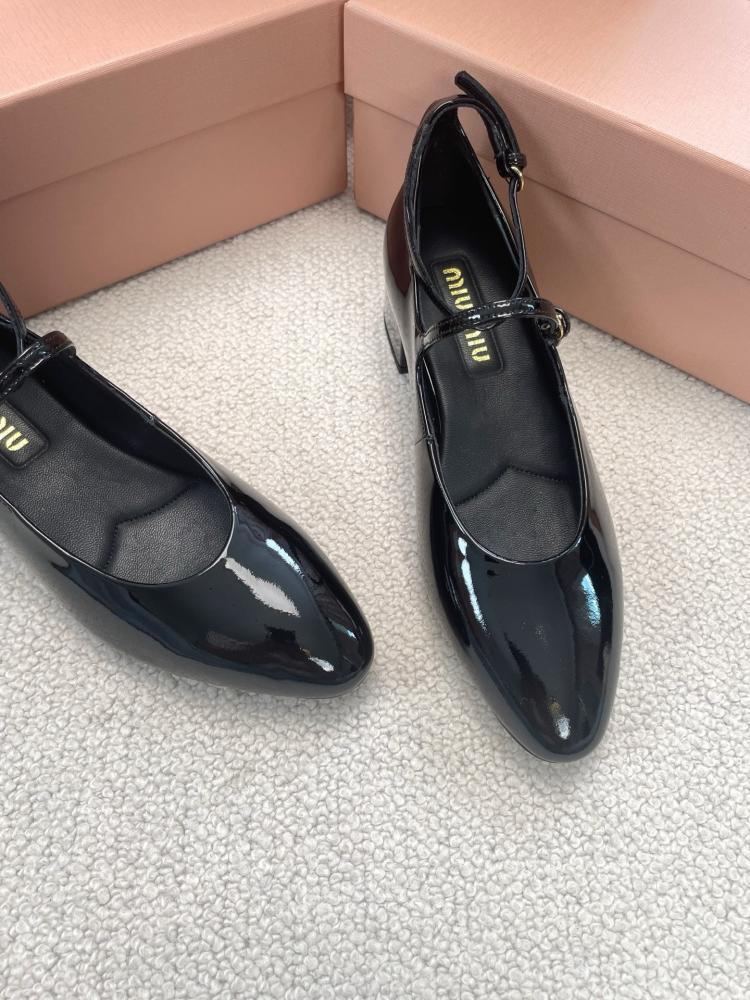 هيلز ميو ميو ارتفاع 3.5cm