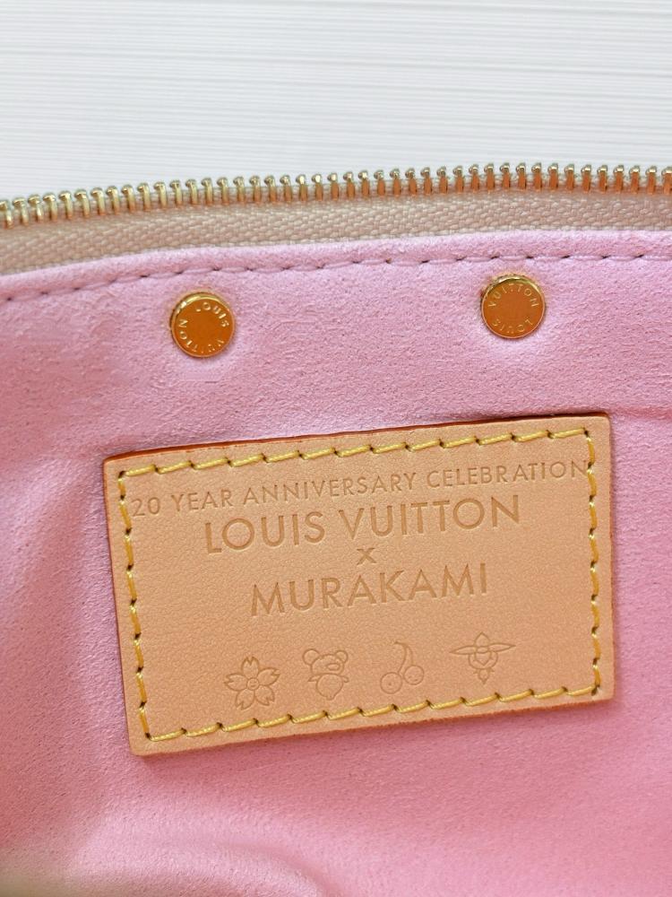 لوي فيتون Pochette Accessoires مقاس 22cm