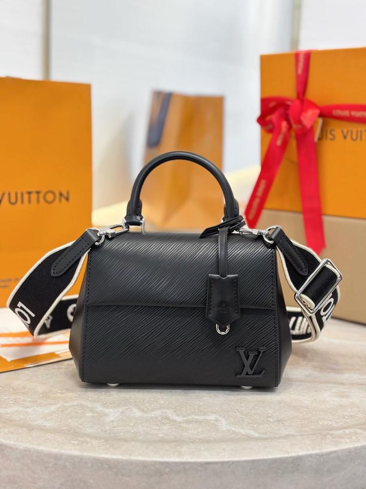 لوي فيتون Cluny Mini مقاس 20cm