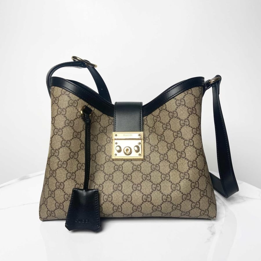 قوتشي Padlock مقاس 29cm