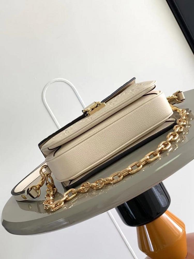 لوي فيتون Pochette Métis East West مقاس 21.5cm