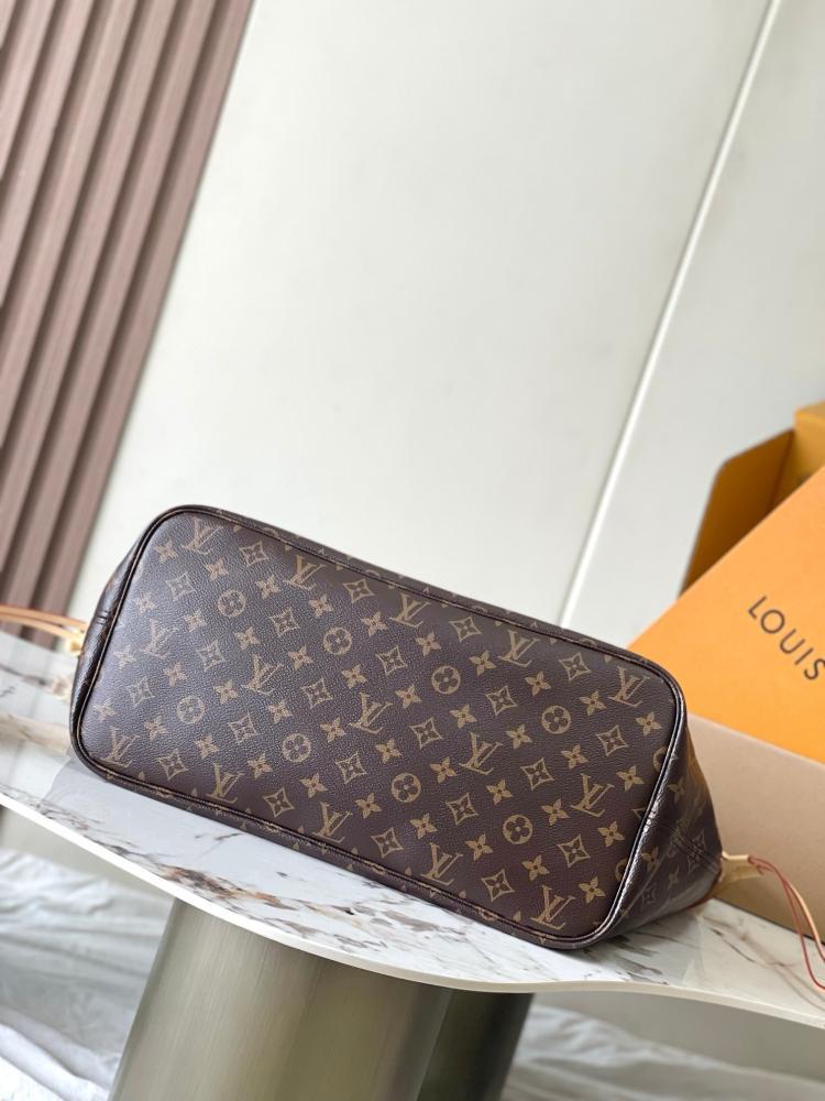 لوي فيتون Neverfull Bandouliere مقاس 39