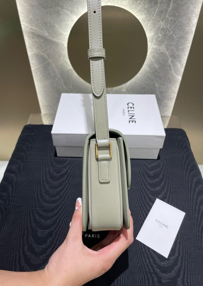 سيلين TEEN TRIOMPHE مقاس 18.5cm