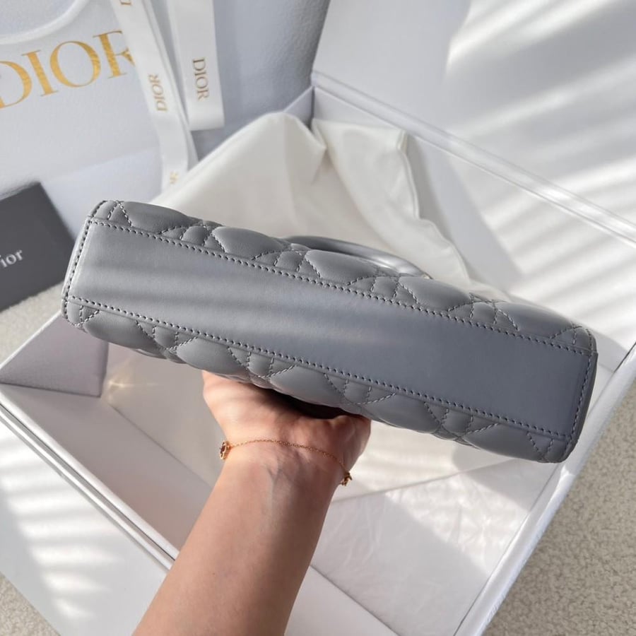 ديور جوي مقاس 22cm