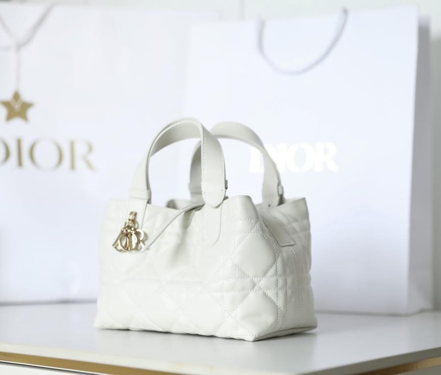 ديور Toujours مقاس 23cm