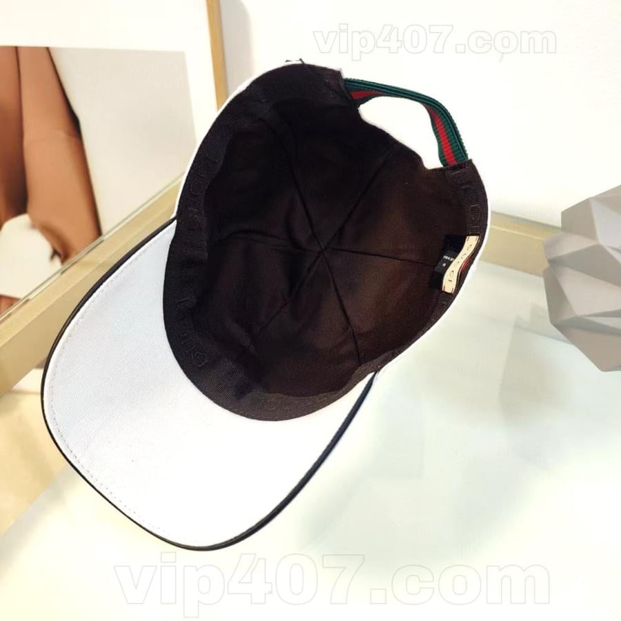 White Gucci cap (Master Quality)