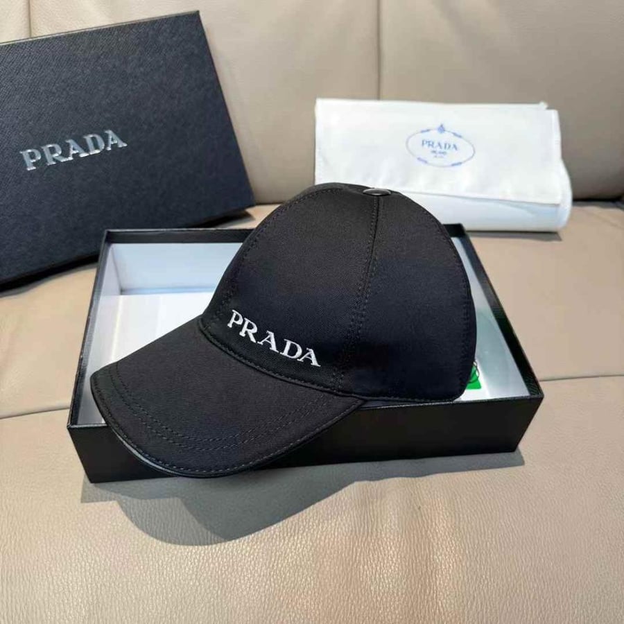 Black royal Prada cap (Master quality)
