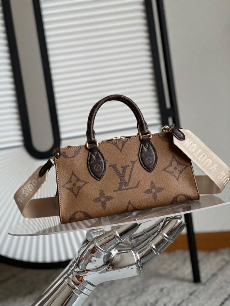 لوي فيتون ONTHEGO EAST WEST مقاس25cm