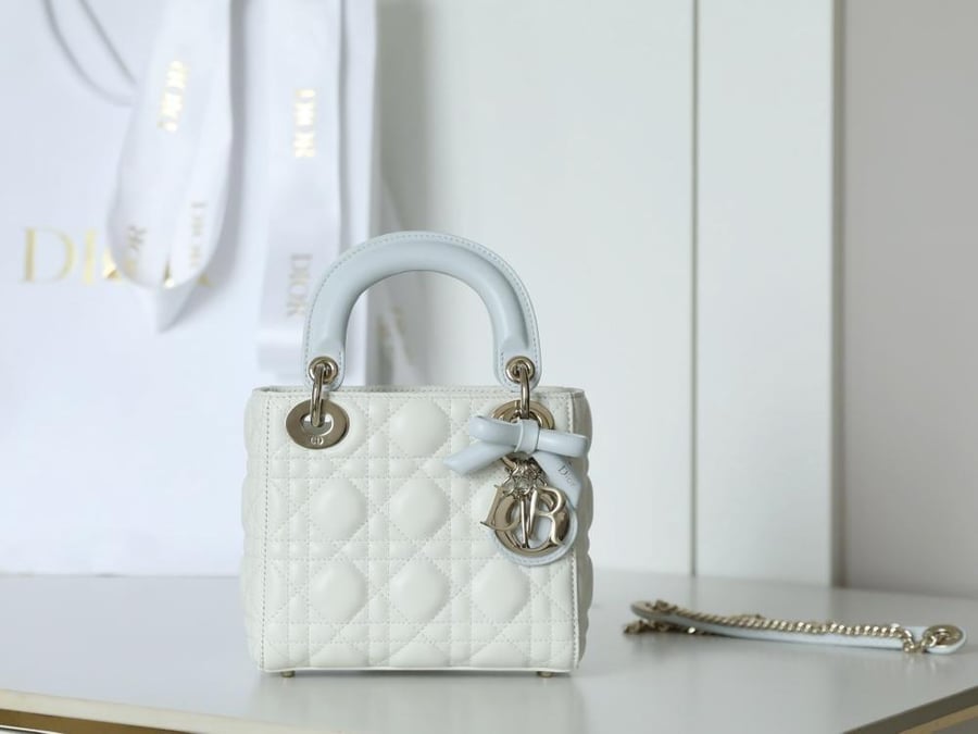 ديور Lady مقاس 17cm