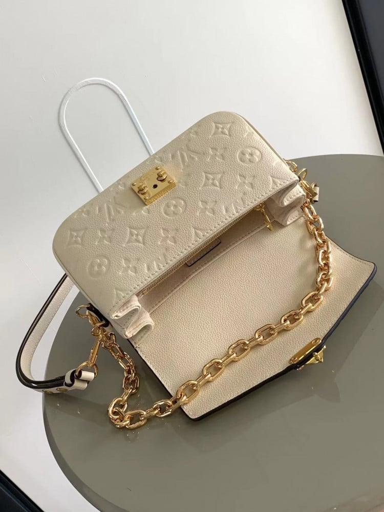 لوي فيتون Pochette Métis East West مقاس 21.5cm