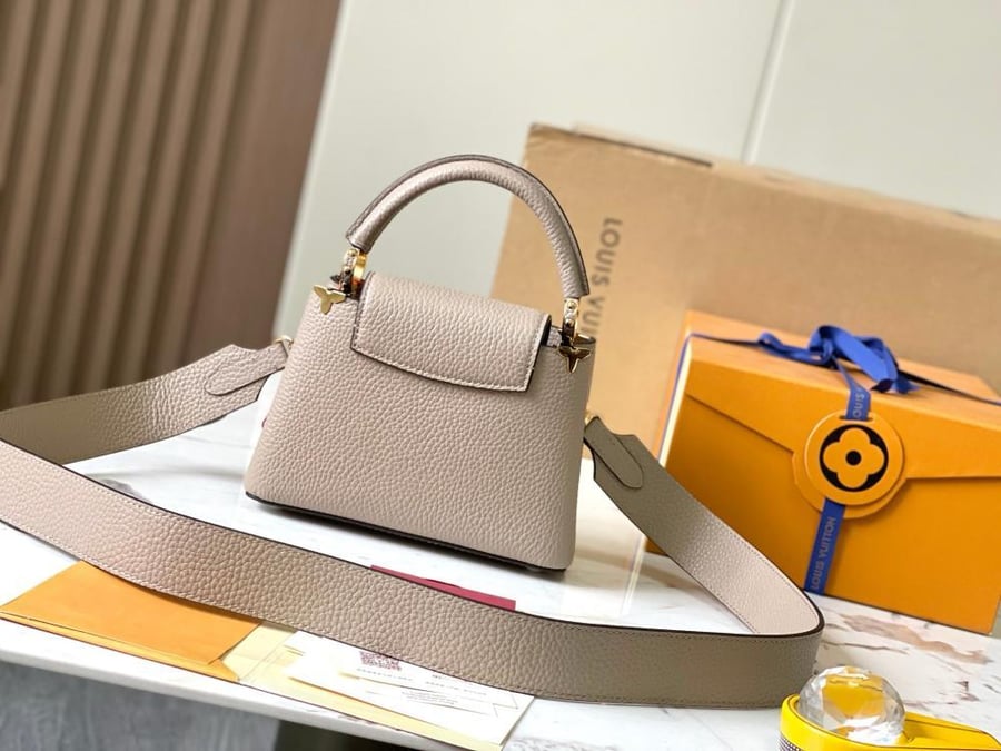 لوي فيتون Capucines مقاس 21cm