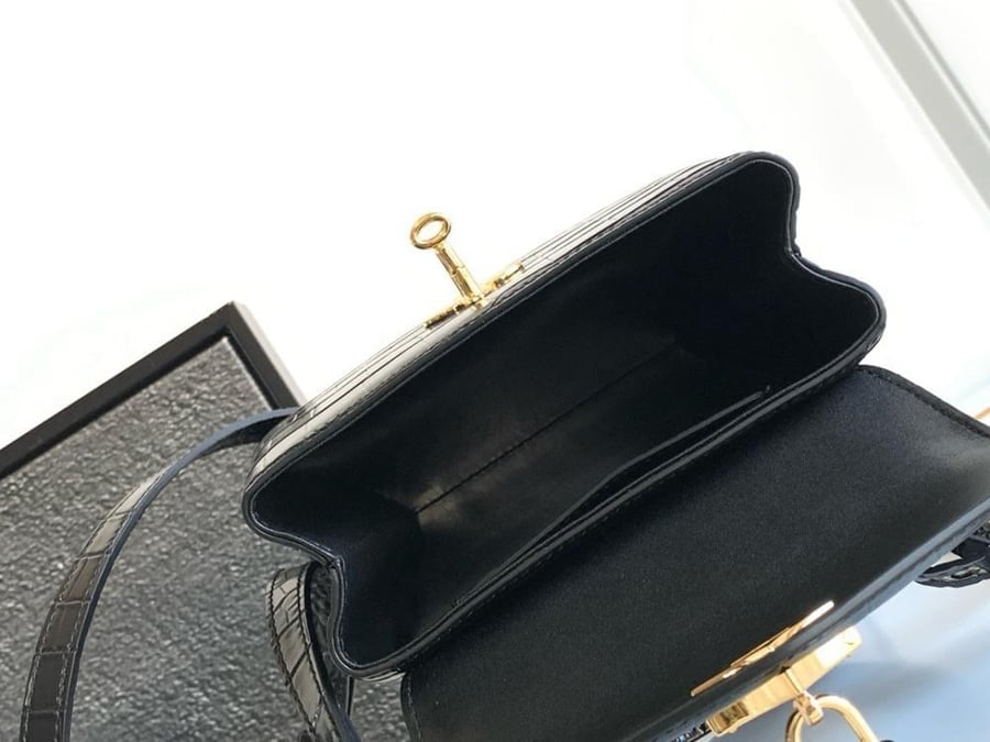 لوي فيتون Rose des Vents miniمقاس 19cm