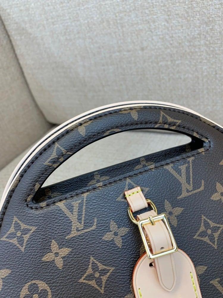 لوي فيتون Around Me PM مقاس 22.5cm