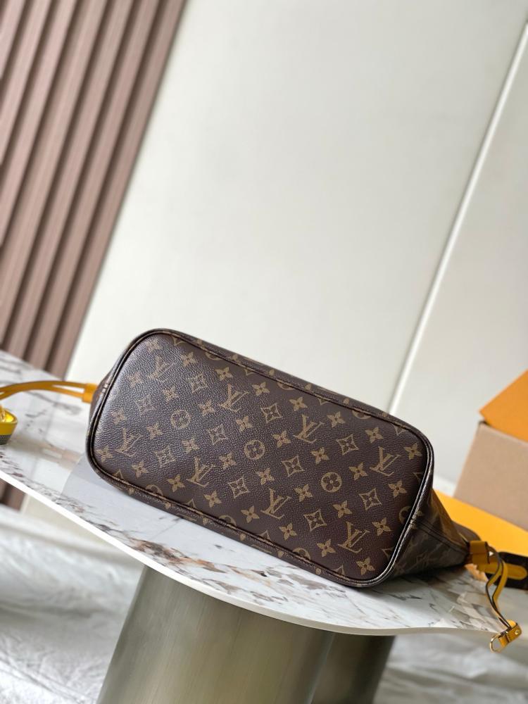 لوي فيتون Neverfull مقاس 31cm