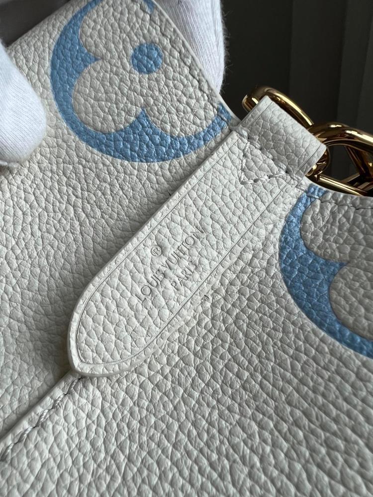 لوي فيتون Néonoé BB مقاس 20cm
