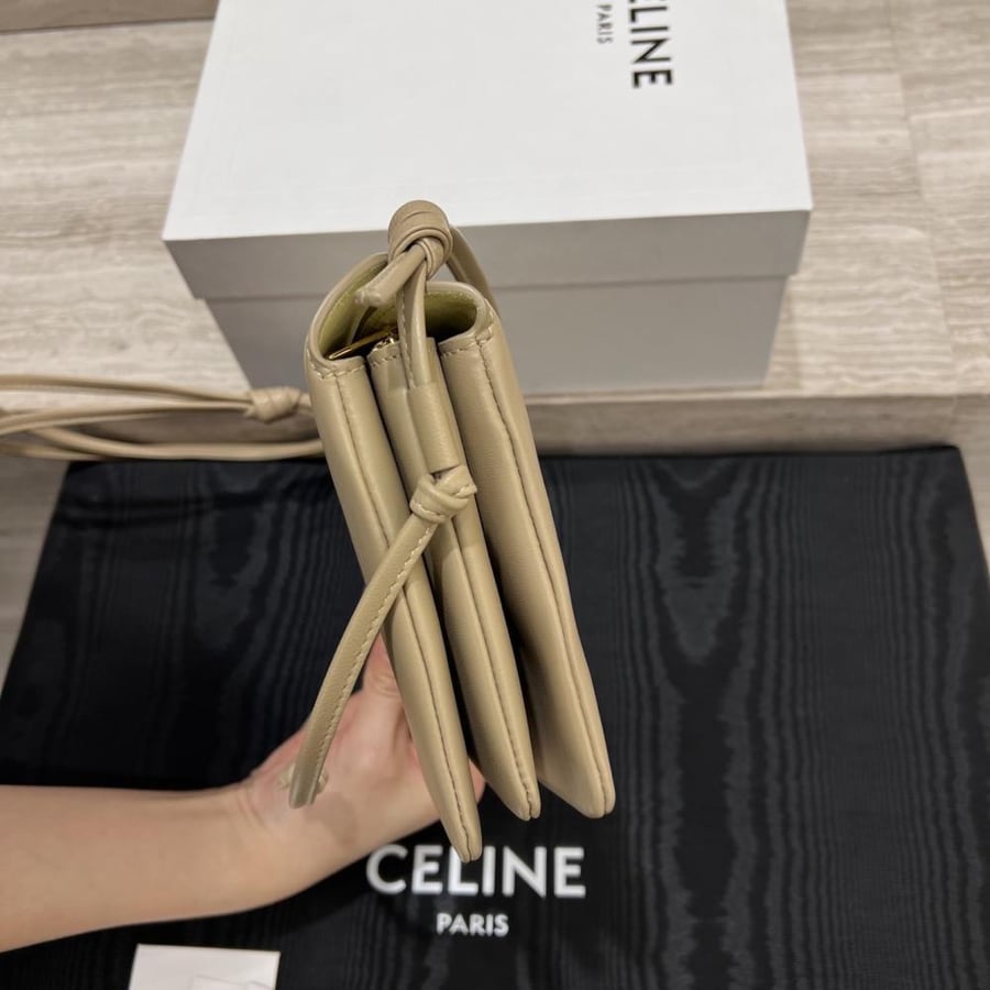 سيلين TRIO FLAP مقاس 22cm