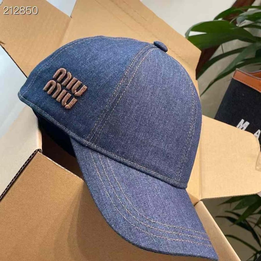 Miu Miu cap (Master Quality)