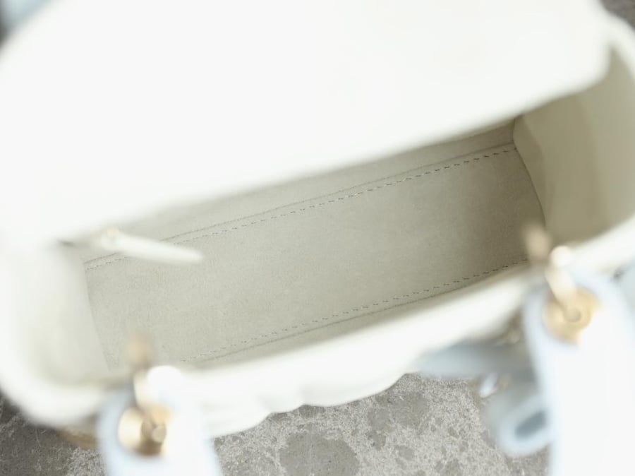 ديور Lady مقاس 17cm