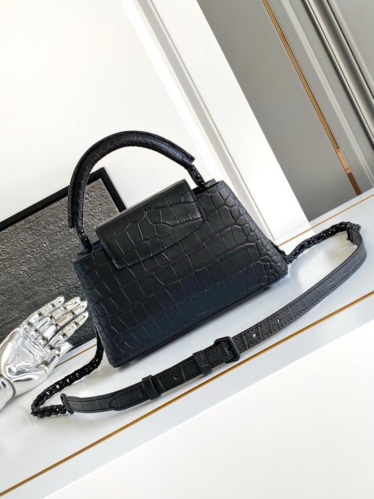 لوي فيتون Capucines مقاس 22cm