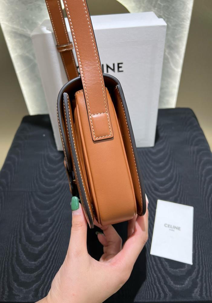 سيلين TEEN TRIOMPHE مقاس 22cm