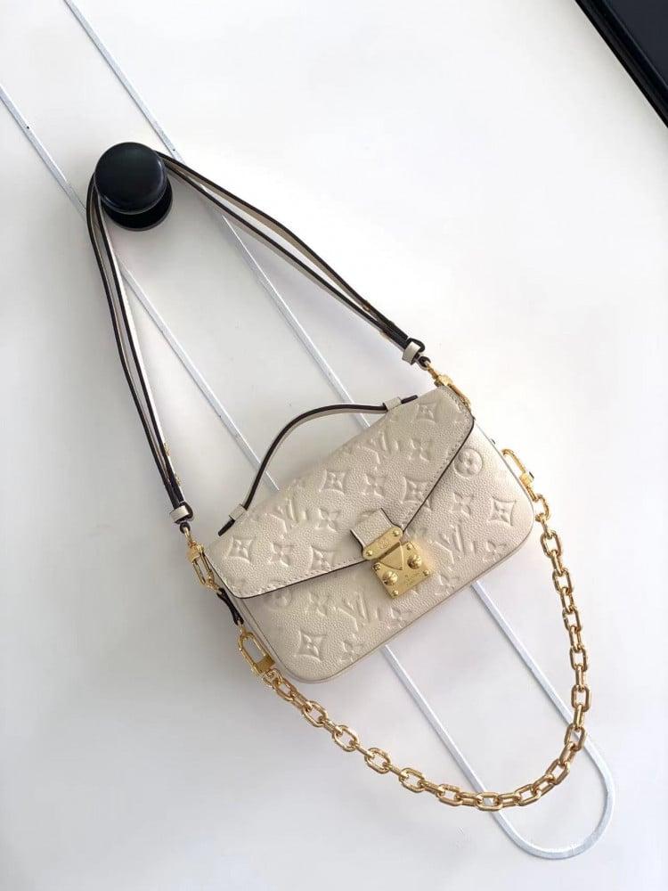 لوي فيتون Pochette Métis East West مقاس 21.5cm