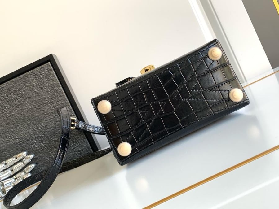 لوي فيتون Rose des Vents miniمقاس 19cm