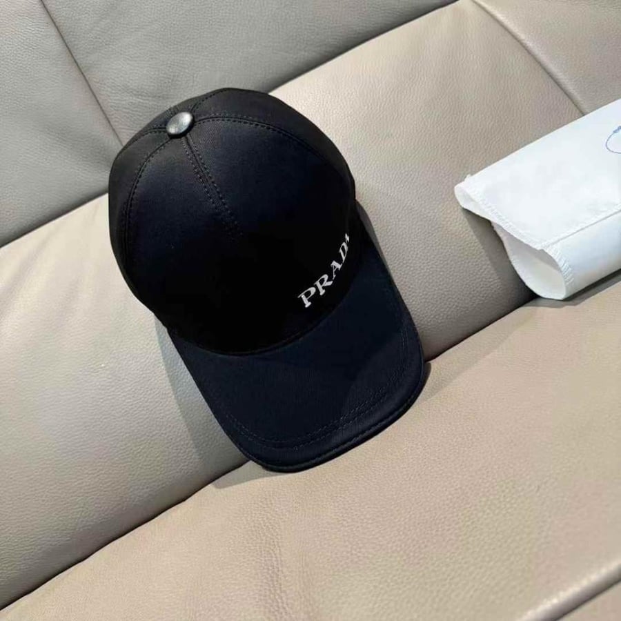Black royal Prada cap (Master quality)