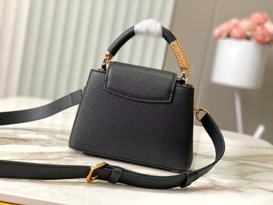 لوي فيتون Capucines مقاس 21cm