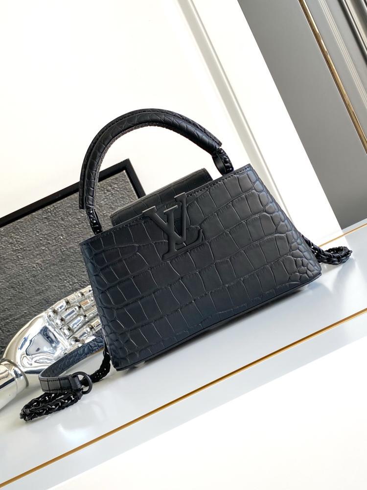 لوي فيتون Capucines مقاس 22cm