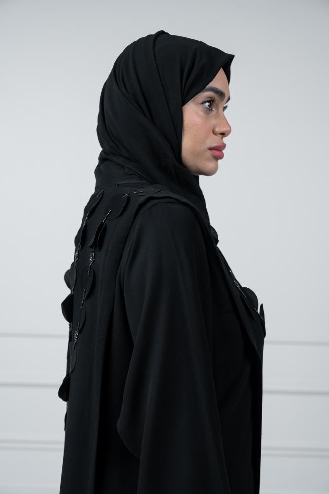 عباية تطريز يدوي كريب ملكي نص كلوش
