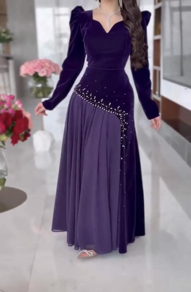 فستان سهرة مخمل علا شيفون