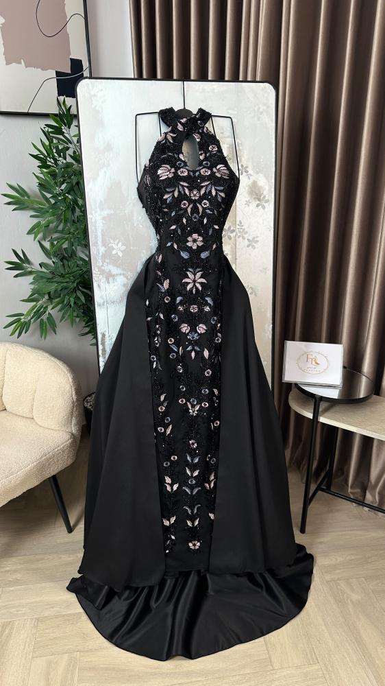 فستان سهرة أسود