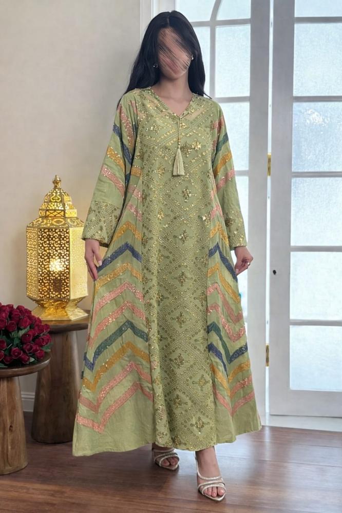 جلابية نسائية جاكار مطرزة فاخرة | متوفرة بالأخضر والبيج والعاجي