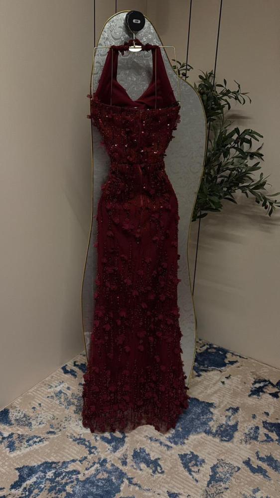 فستان سهرة عنابي