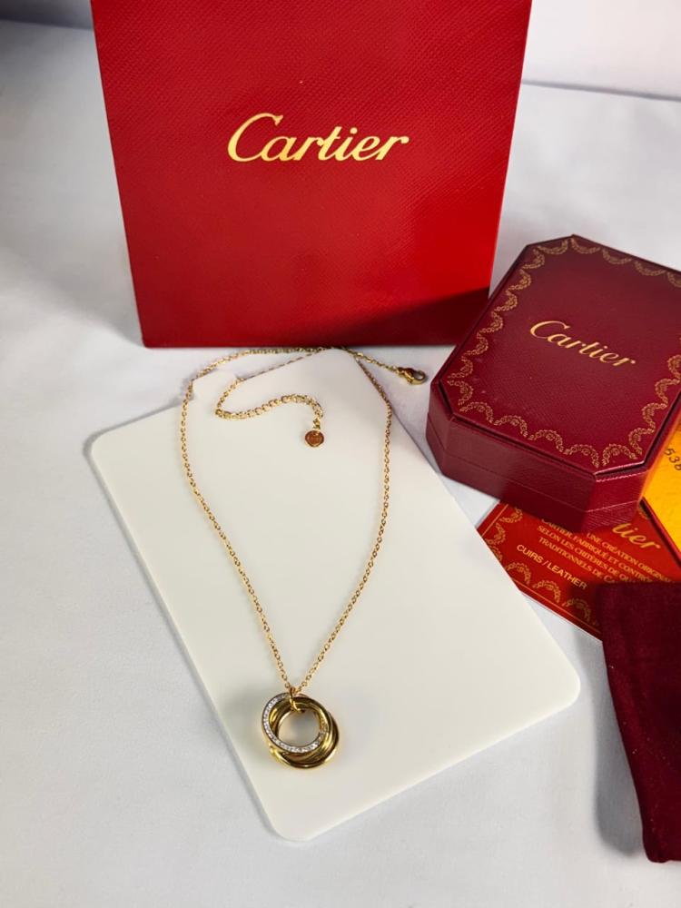 سلسال CARTIER بتصميم دائرتين متداخلتين