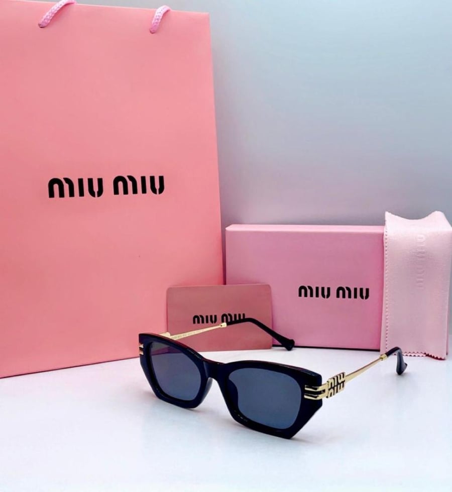 نظارة شمسية Miu Miu