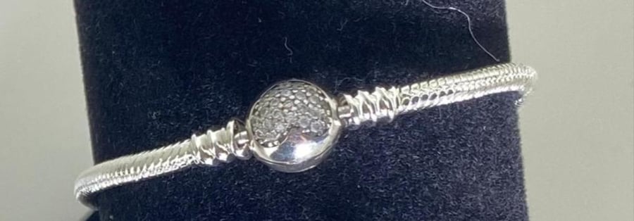 Pandora bracelets with diverse designs – a luxurious touch with global elegance