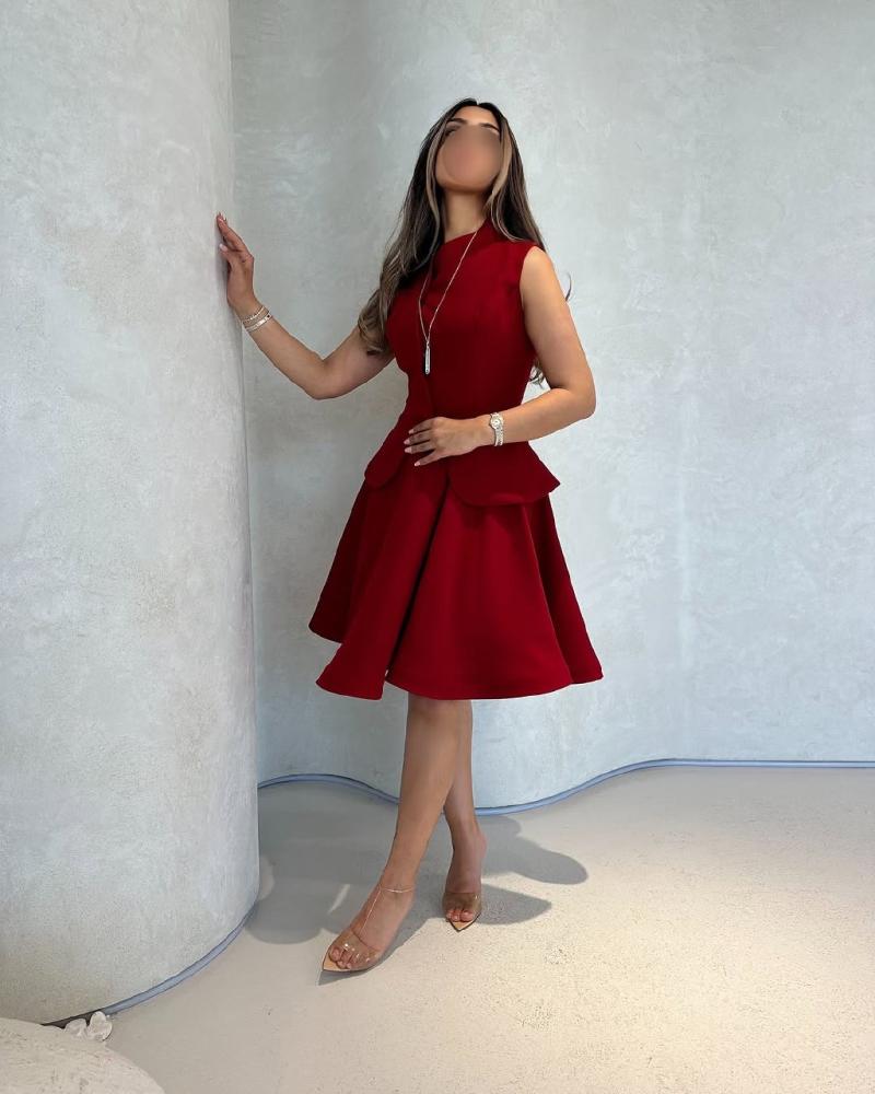 Color dresses: Red sizes with number: 1/2/3/4/5 sizes with letter: S/M/L/XL/XXL material: Barbie original elegant + fiber puffed