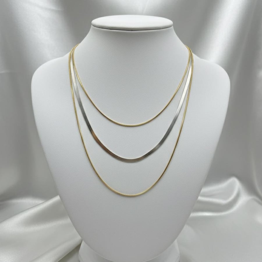 Thin layered steel necklace