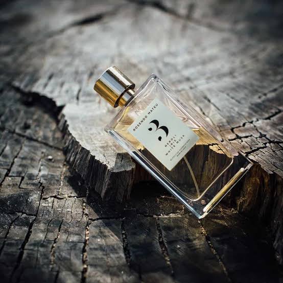 عطر نمبر 3 من روسندو ماتيو للجنسين او دو بارفيوم 100 مل