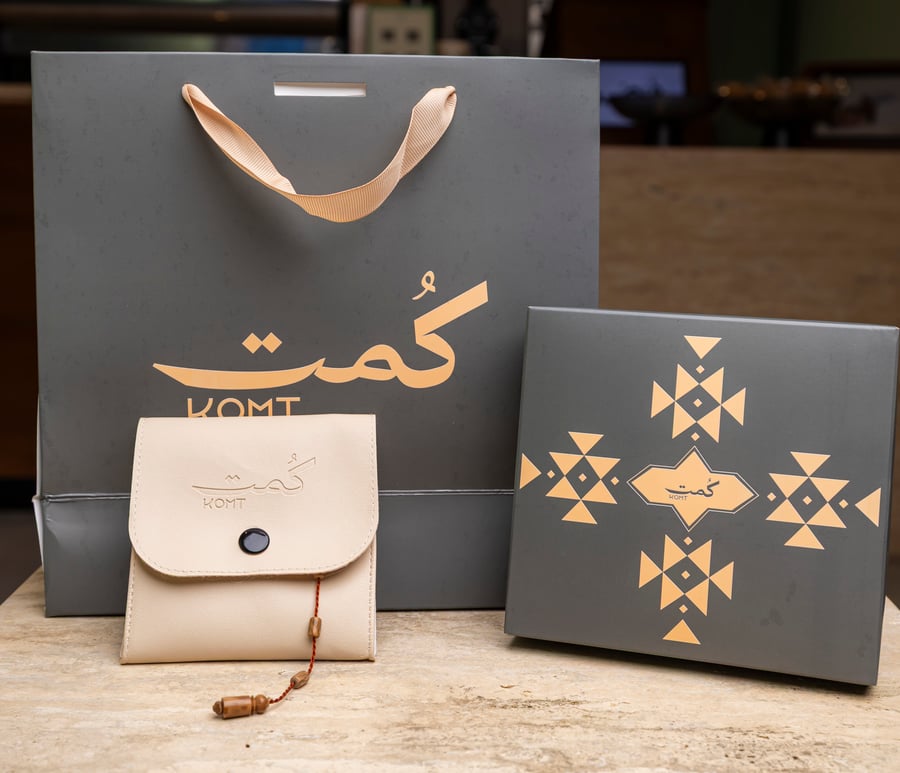 عظم جمل بتكحيلة خشب الكوك تمليكه