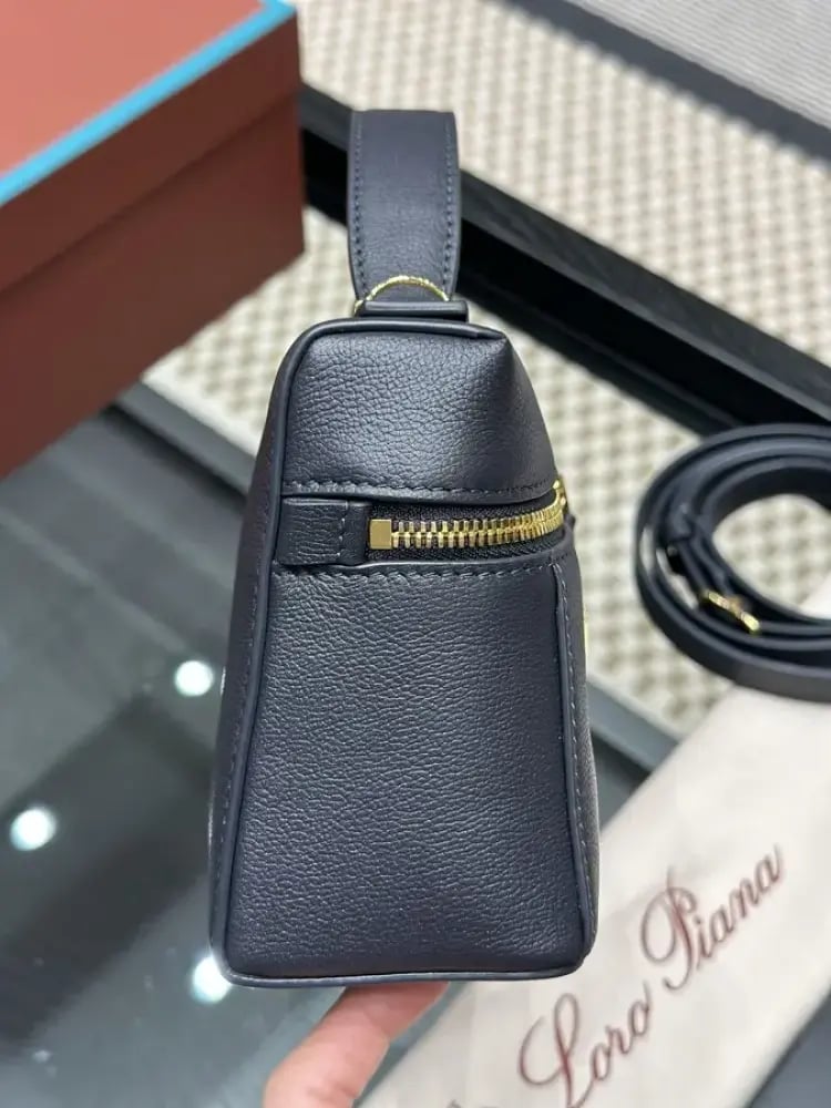 LORO PIANA EXTRA BAG L27  LP8#