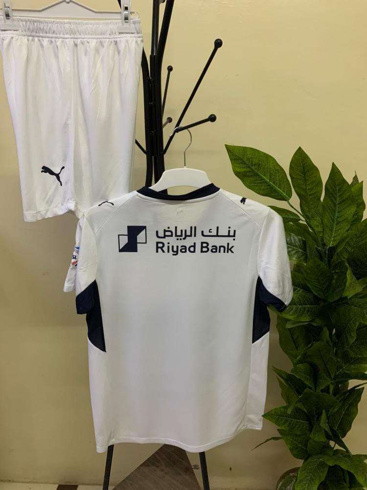 طقم الهلال الثاني الأبيض 2026/2027