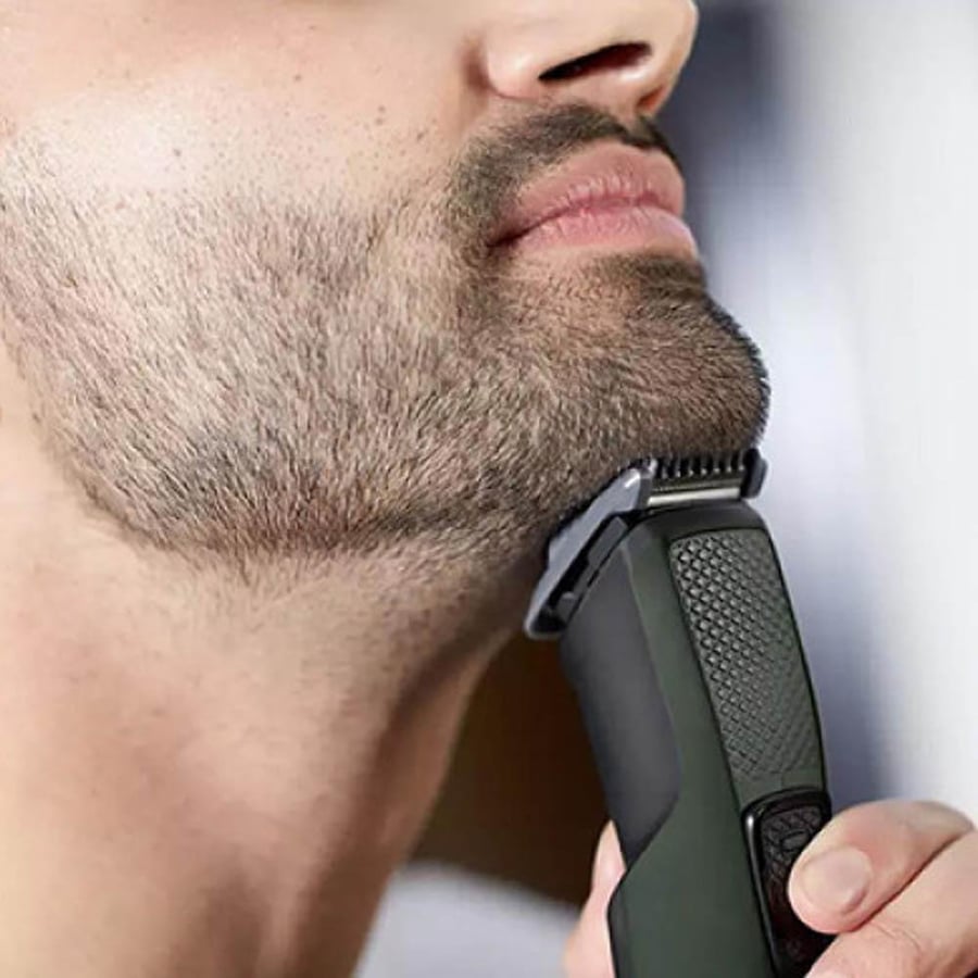 Philips beard trimming machine series 1000 model BT1233/14