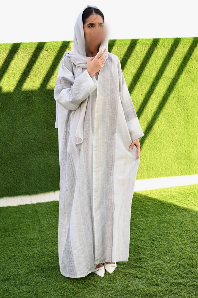 Almalika Abaya