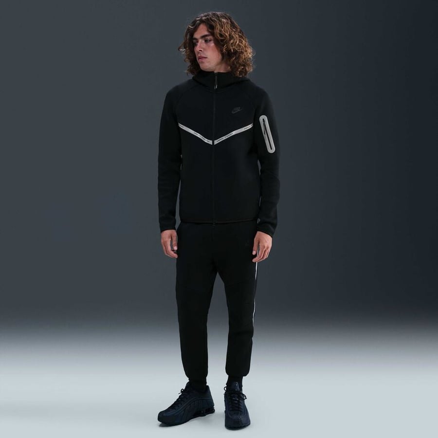 Nike Tech