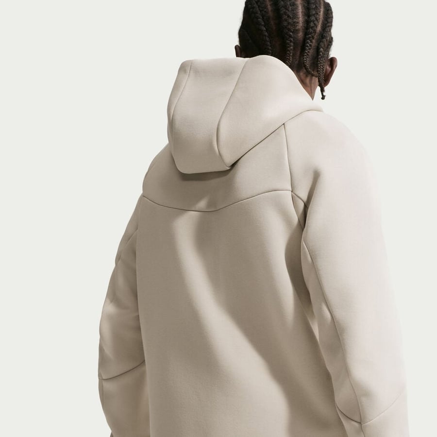 Nike Tech1