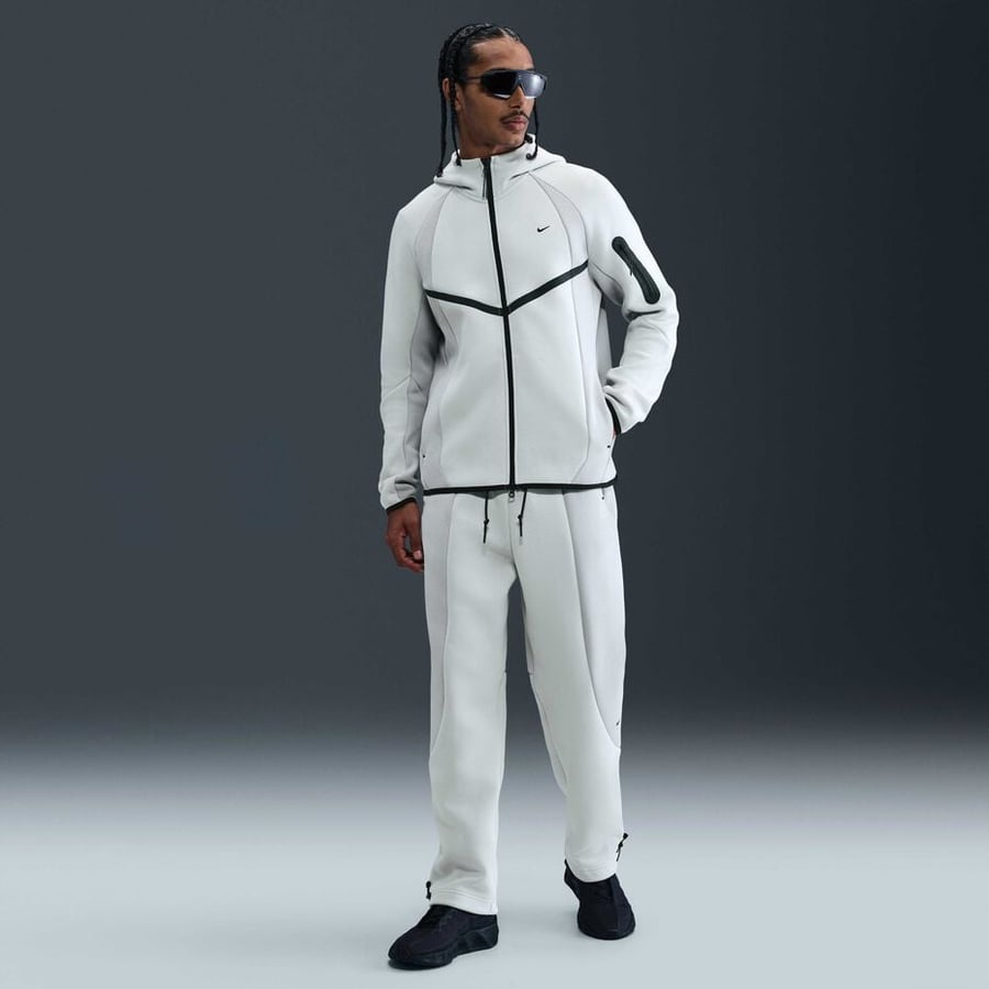 Nike Tech