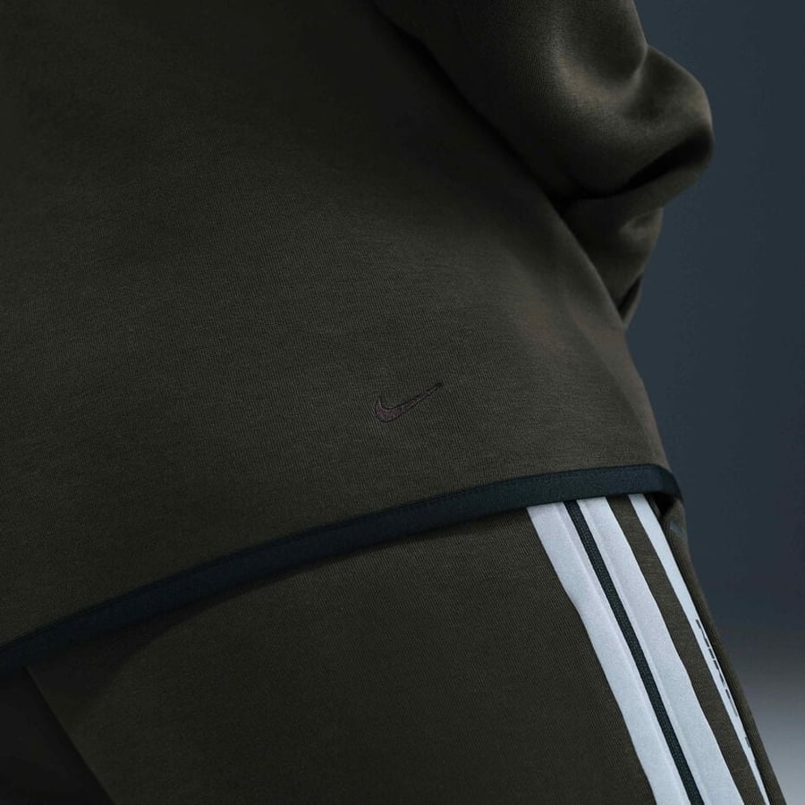 Nike Tech
